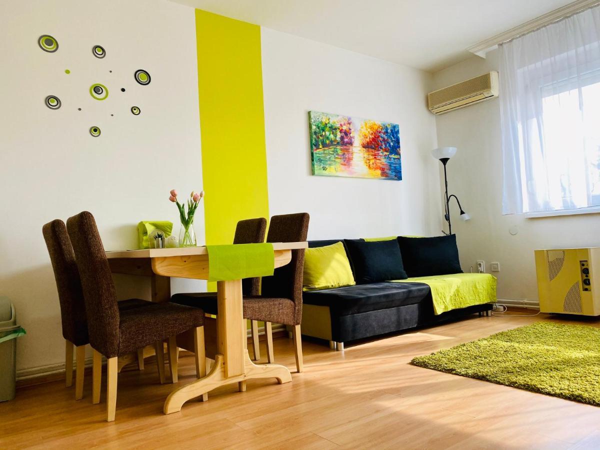 Kalvaria Apartman Segedin Dış mekan fotoğraf