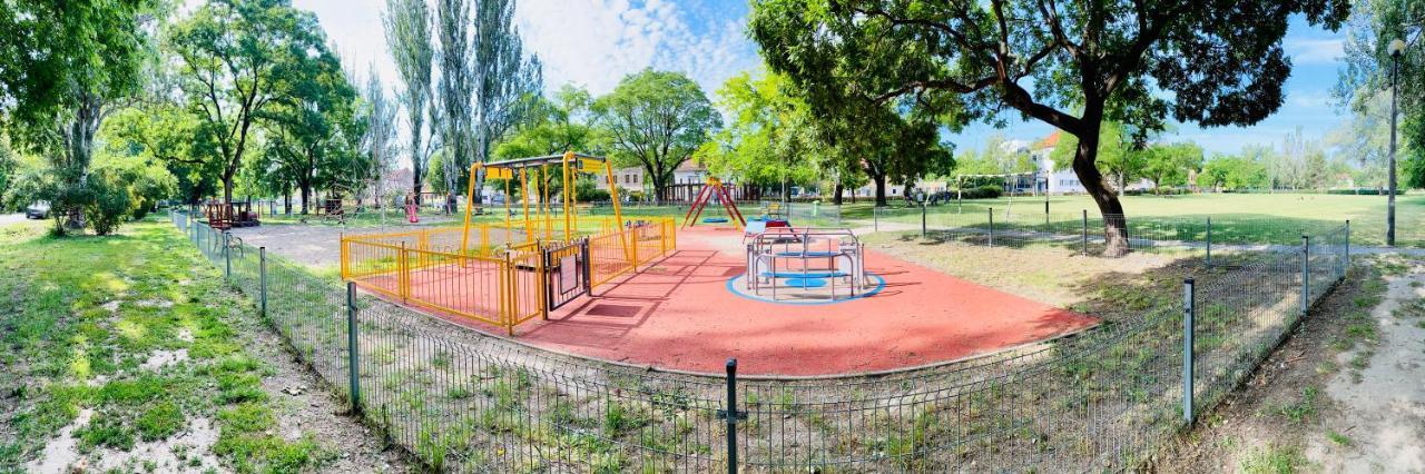 Kalvaria Apartman Segedin Dış mekan fotoğraf